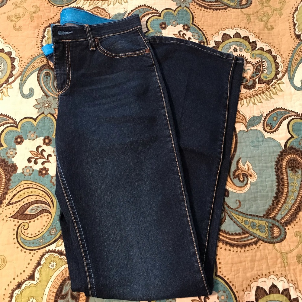 Baby-Q Dark Boot Cut Wrangler Jeans - Picture 11 of 11